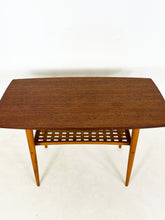 Afbeelding in Gallery-weergave laden, Vintage Teak Salontafel
