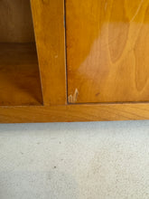 Afbeelding in Gallery-weergave laden, Ondiepe, Lage Vintage Kast

