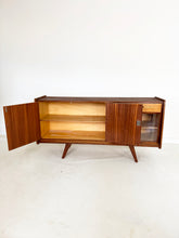 Afbeelding in Gallery-weergave laden, Teak Dressoir
