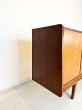 Afbeelding in Gallery-weergave laden, Teak Dressoir
