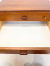 Afbeelding in Gallery-weergave laden, Ulferts Tibro Teak Ladekast
