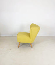 Afbeelding in Gallery-weergave laden, Gele Vintage Fauteuils (set van 2)
