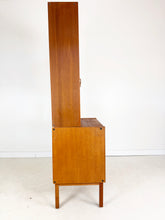 Afbeelding in Gallery-weergave laden, Vintage Wandkast / Platenkast 'Variett', Bertil Fridhagen voor Bodafors
