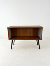 Load image into Gallery viewer, Vintage Teak Schuifdeurkast
