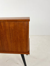 Load image into Gallery viewer, Vintage Teak Schuifdeurkast
