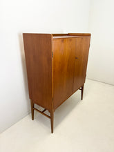 Afbeelding in Gallery-weergave laden, Scandinavische Teak Kast

