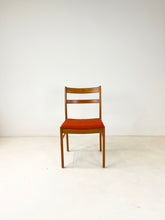Afbeelding in Gallery-weergave laden, Zweedse Vintage Stoelen (set van 4)
