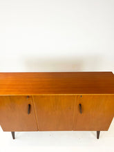 Afbeelding in Gallery-weergave laden, Scandinavisch Teak Dressoir
