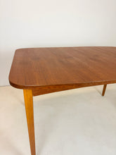 Afbeelding in Gallery-weergave laden, Vintage Teak Eettafel
