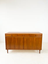 Afbeelding in Gallery-weergave laden, Klein Teak Dressoir / Sideboard, Bertil Fridhagen voor Bodafors
