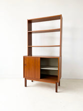 Afbeelding in Gallery-weergave laden, Scandinavische Vintage Boekenkast / Wandkast
