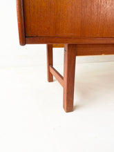 Afbeelding in Gallery-weergave laden, Scandinavisch Dressoir / Sideboard Tage Olofsson voor Ulferts

