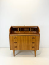 Afbeelding in Gallery-weergave laden, Vintage Teak Egon Ostergaard Secretaire
