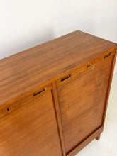 Afbeelding in Gallery-weergave laden, Vintage Scandinavisch Archievkast
