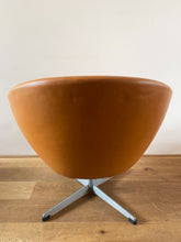 Afbeelding in Gallery-weergave laden, Draaistoel
