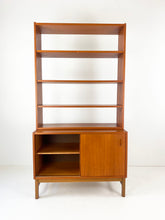 Afbeelding in Gallery-weergave laden, Teak Wandkast
