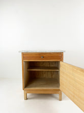 Afbeelding in Gallery-weergave laden, Kastje Met Marmer Blad
