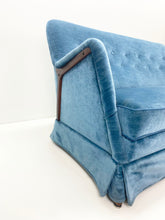 Afbeelding in Gallery-weergave laden, Blauwe Vintage Fluwelen Bank
