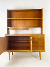 Afbeelding in Gallery-weergave laden, Teak Wandkast
