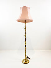 Afbeelding in Gallery-weergave laden, Messing Vloerlamp
