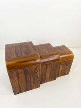 Afbeelding in Gallery-weergave laden, Nesting tables
