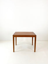 Afbeelding in Gallery-weergave laden, Teak Bijzettafel
