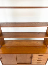 Afbeelding in Gallery-weergave laden, Scandinavische Teak Wandkast
