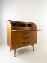 Afbeelding in Gallery-weergave laden, Teak Bureau
