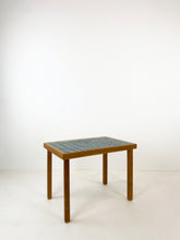 Afbeelding in Gallery-weergave laden, Betegelde Salontafel
