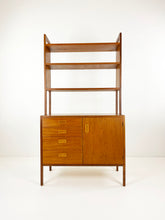 Afbeelding in Gallery-weergave laden, Teak Wandkast
