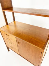 Afbeelding in Gallery-weergave laden, Teak Wandkast
