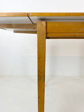 Afbeelding in Gallery-weergave laden, Vintage 'Edsbyverken' Tafel
