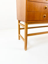 Afbeelding in Gallery-weergave laden, Ladekastje

