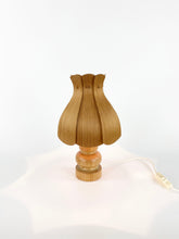 Afbeelding in Gallery-weergave laden, Houten Lamp
