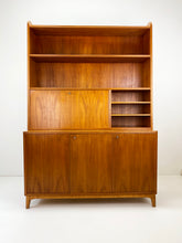 Afbeelding in Gallery-weergave laden, Teakhouten Wandkast
