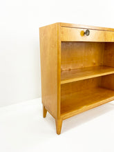 Afbeelding in Gallery-weergave laden, Lage Berkenhouten Boekenkast
