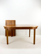 Afbeelding in Gallery-weergave laden, Teak Hugo Troeds Eettafel
