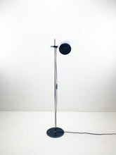 Afbeelding in Gallery-weergave laden, Vintage Witte Hemi Vloerlamp
