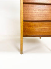Afbeelding in Gallery-weergave laden, Scandinavische Teak Dubbel Bureau
