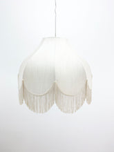 Afbeelding in Gallery-weergave laden, Stoffen Witte Kroonluchter
