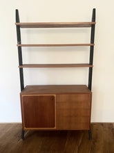 Afbeelding in Gallery-weergave laden, Wandkast "Roxen"
