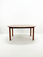 Afbeelding in Gallery-weergave laden, Oortafel
