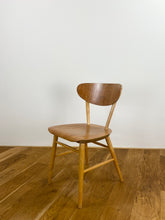 Afbeelding in Gallery-weergave laden, Stoel
