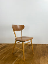 Afbeelding in Gallery-weergave laden, Stoel
