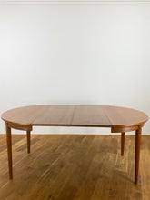 Afbeelding in Gallery-weergave laden, Ronde Tafel
