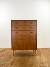 Afbeelding in Gallery-weergave laden, Hoge Ladekast
