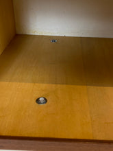 Afbeelding in Gallery-weergave laden, Teak Dressoir
