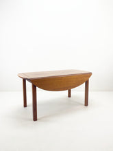 Afbeelding in Gallery-weergave laden, Oortafel

