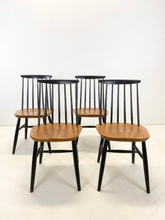 Afbeelding in Gallery-weergave laden, Ilmari Tapiovaara Style Stoelen (set van 4)
