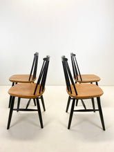 Afbeelding in Gallery-weergave laden, Ilmari Tapiovaara Style Stoelen (set van 4)
